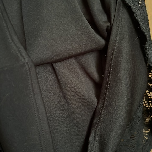 BOBEAU Black Lace Peplum Top - Picture 7 of 8